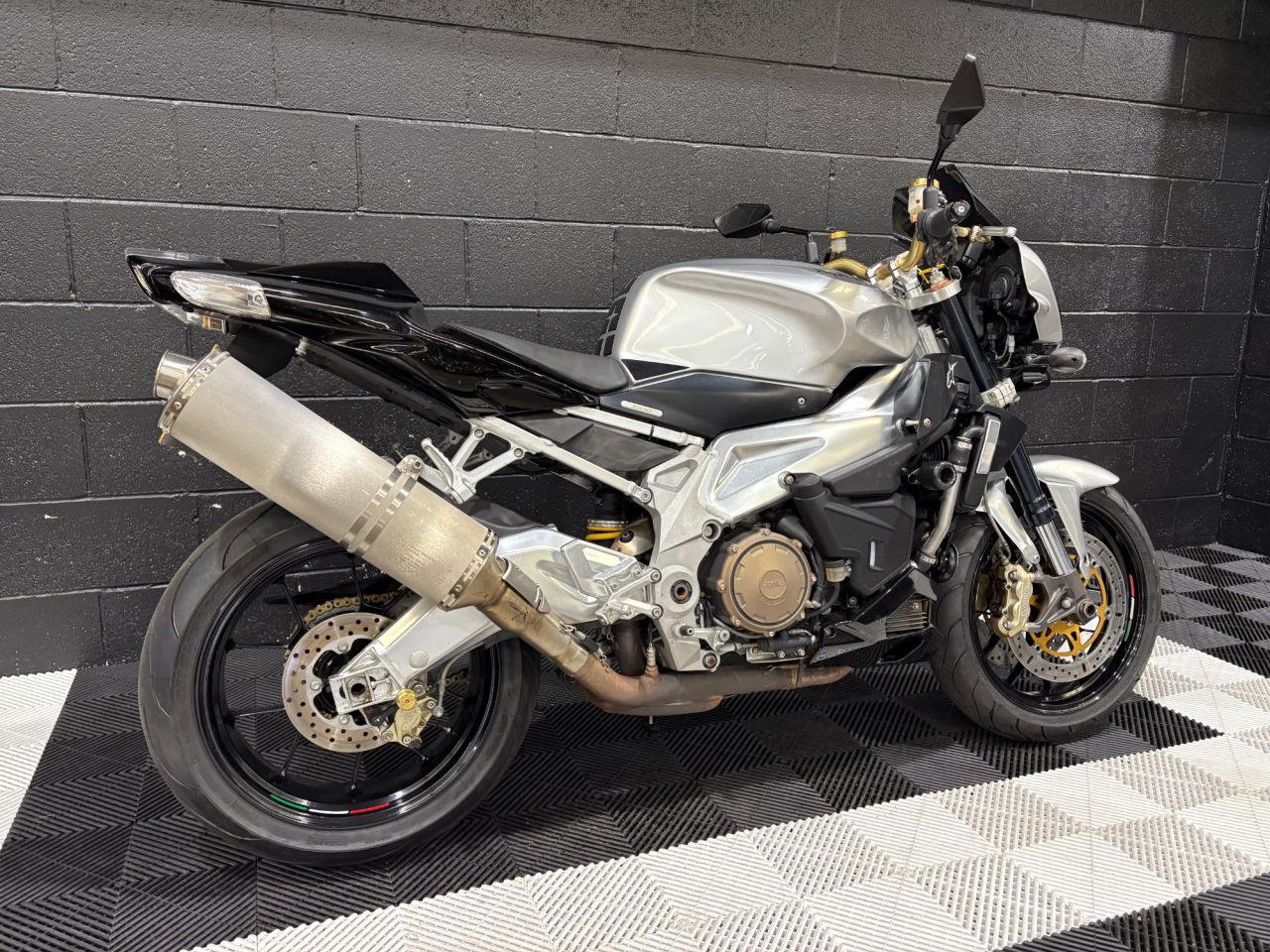 Used Aprilia Tuono 1000 for sale - 78435694: Photo 6