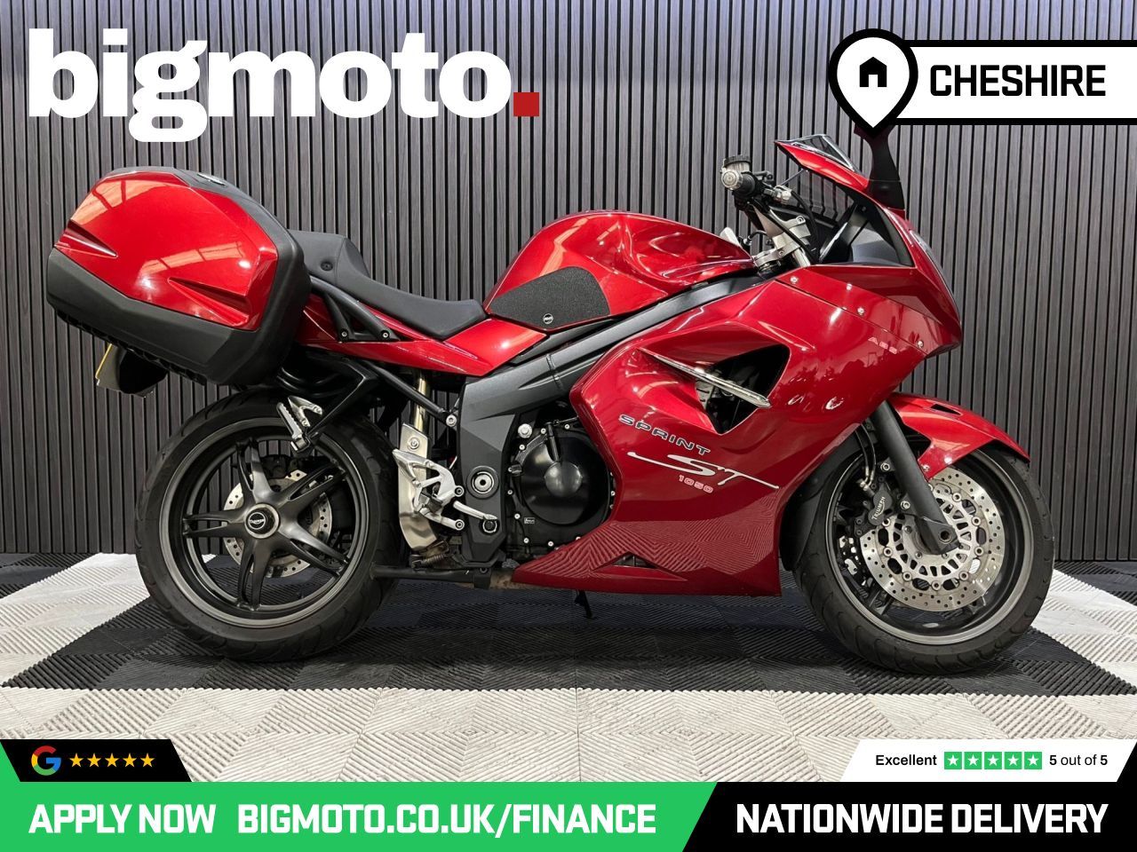 Used Triumph Sprint ST 1050 for sale - 78925700: Photo 2