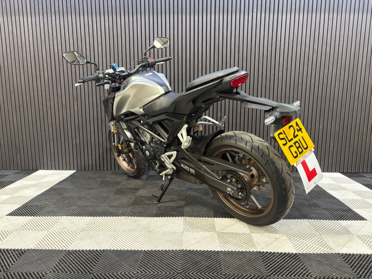 Used Honda CB125R for sale - 78435155: Photo 10