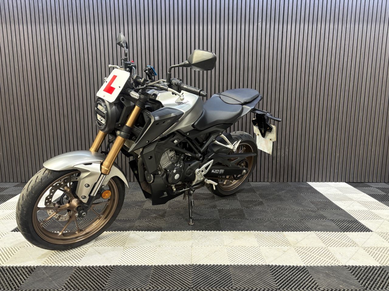 Used Honda CB125R for sale - 78435155: Photo 7