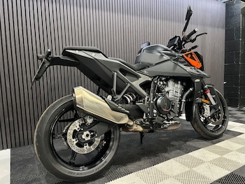 Used KTM 990 DUKE undefined for sale - bike-78552470: Photo