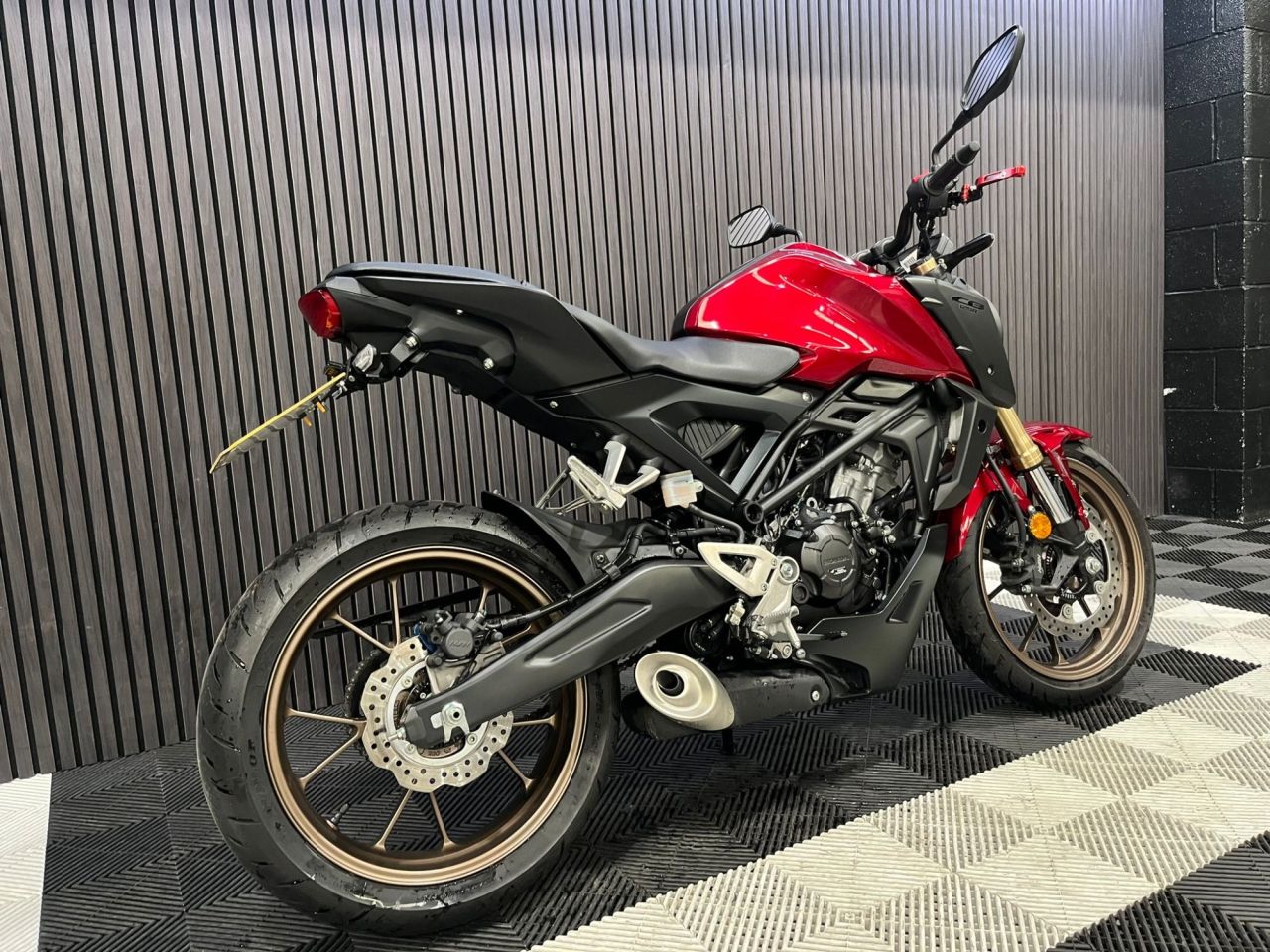 Used Honda CB125R for sale - 78653161: Photo 4