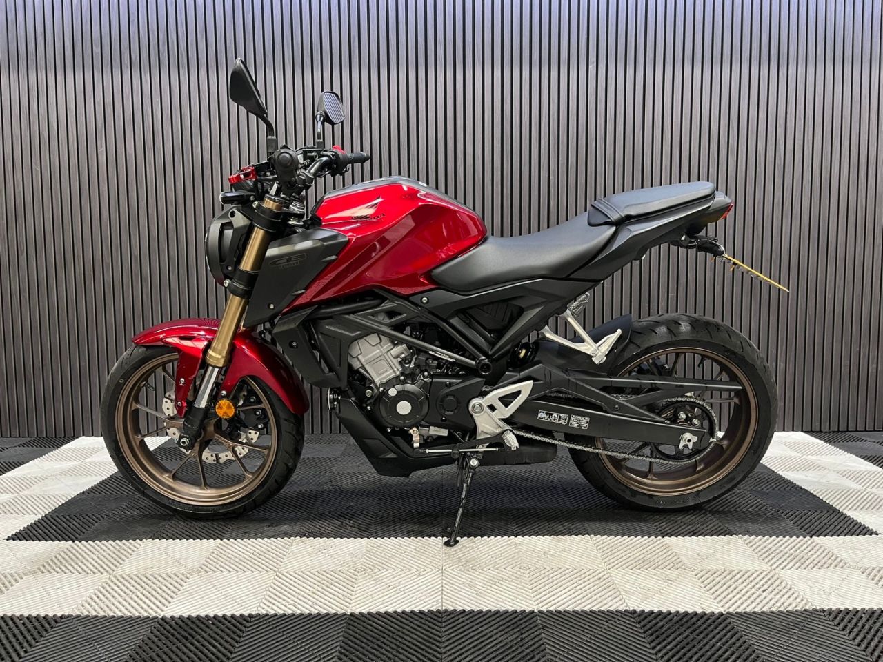 Used Honda CB125R for sale - 78653161: Photo 9
