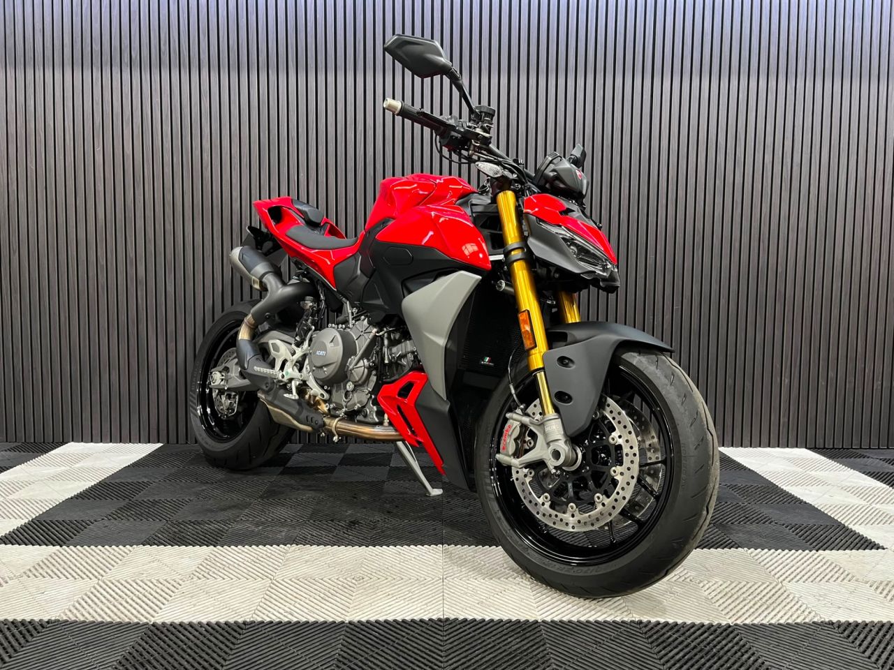 Used Ducati Streetfighter V2 for sale - 78894954: Photo 6