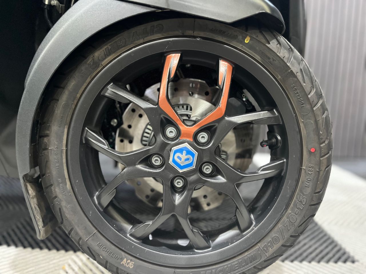 Used Piaggio MP3 530 for sale - 78640075: Photo 14