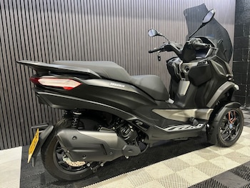 Used Piaggio MP3 530 undefined for sale - bike-78640075: Photo