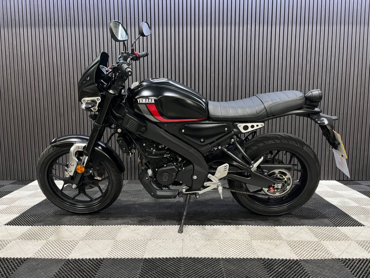 Used Yamaha XSR125 for sale - 78640153: Photo 9