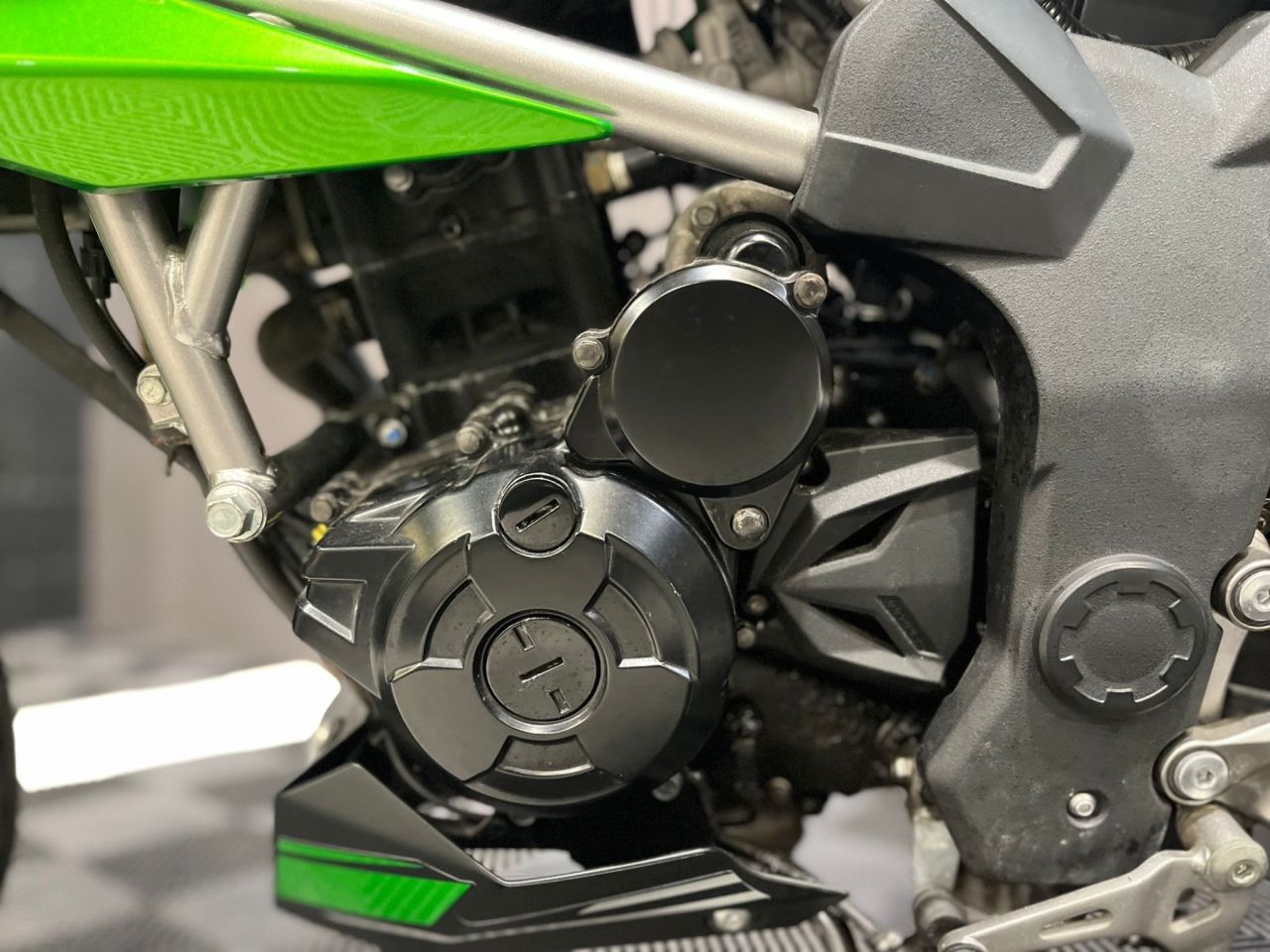 Used Kawasaki Z125 for sale - 78434689: Photo 16