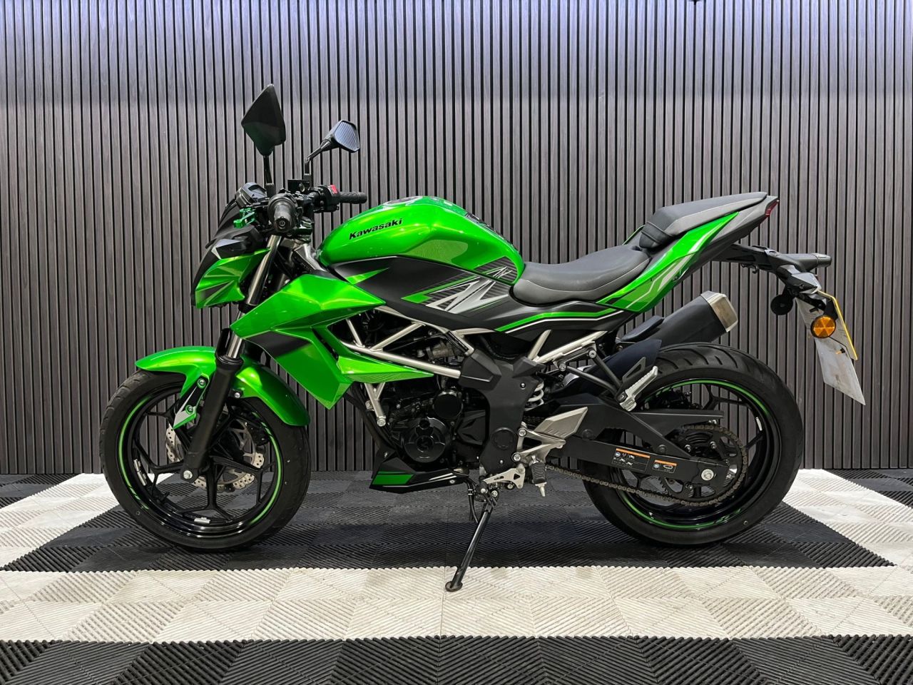 Used Kawasaki Z125 for sale - 78434689: Photo 9