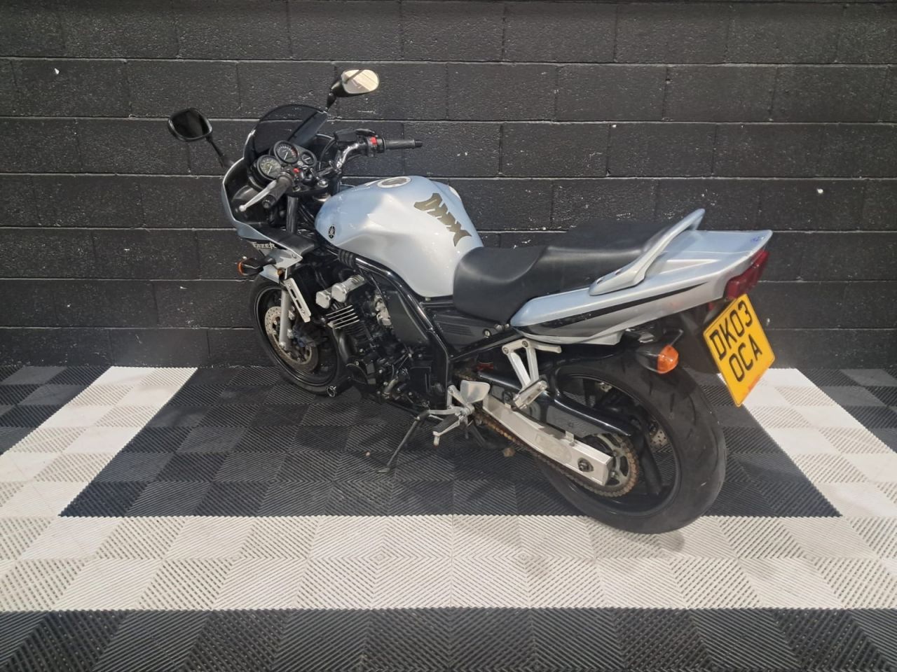 Used Yamaha FZS600 for sale - 78435616: Photo 12