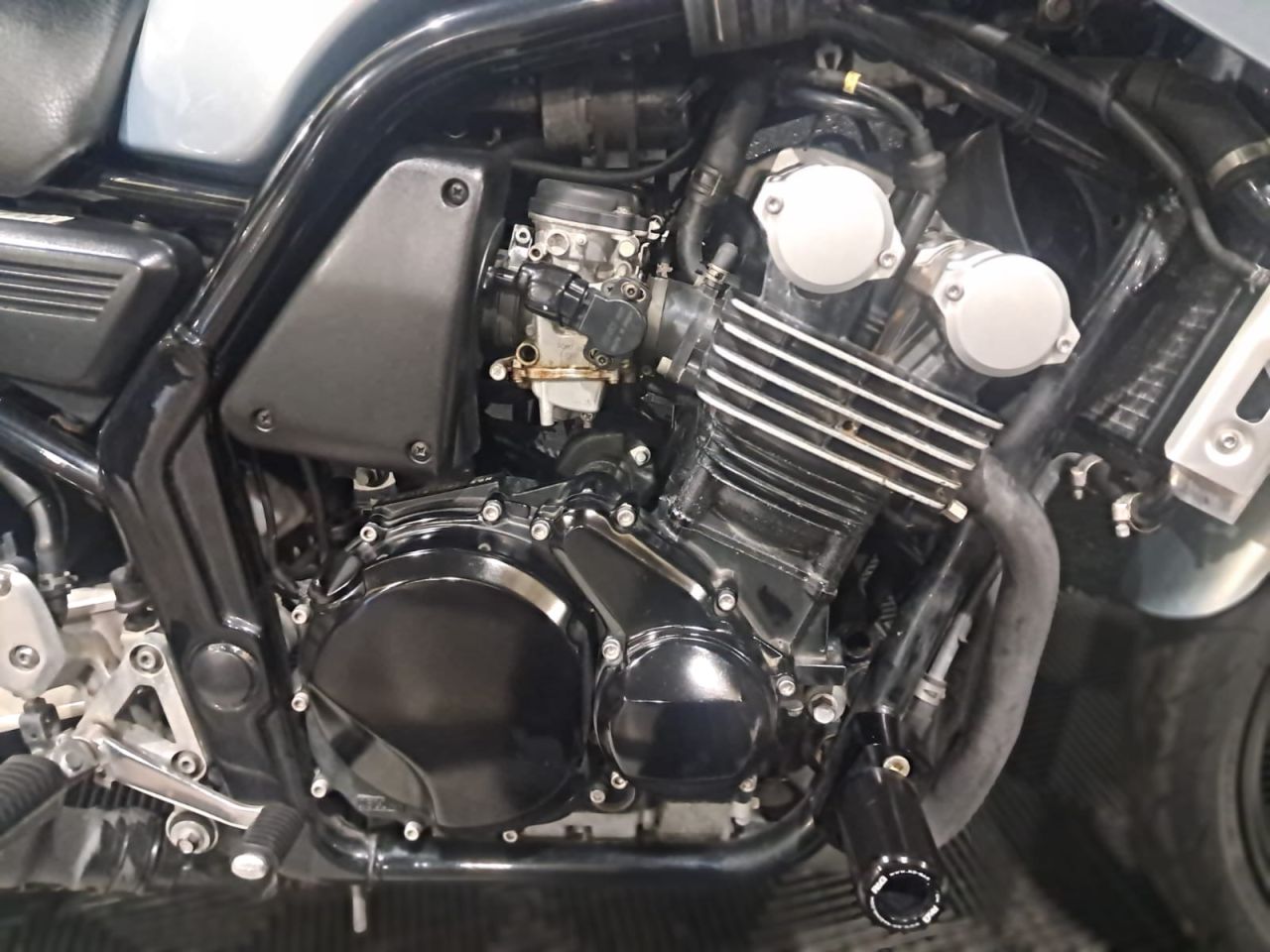 Used Yamaha FZS600 for sale - 78435616: Photo 9