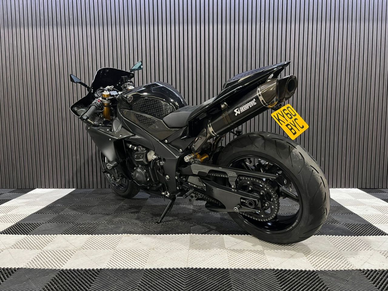 Used Yamaha R1 for sale - 78434740: Photo 10