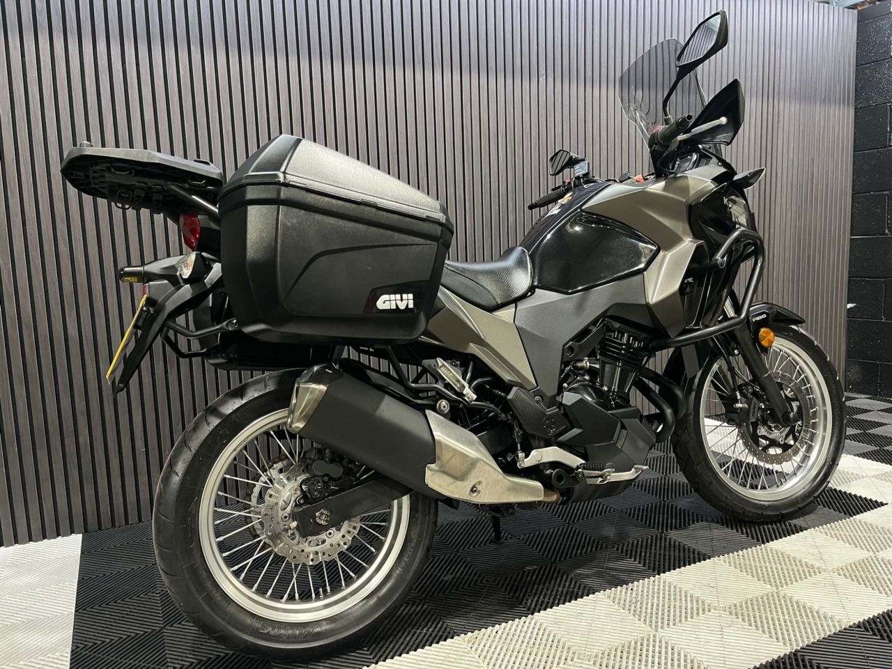 Used Kawasaki Versys 300 for sale - 78434482: Photo 4