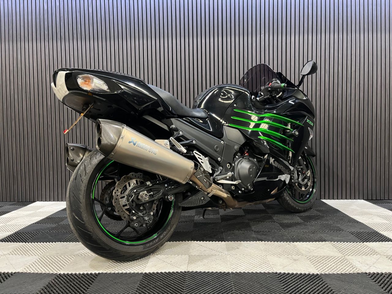Used Kawasaki ZZR1400 for sale - 78434825: Photo 11