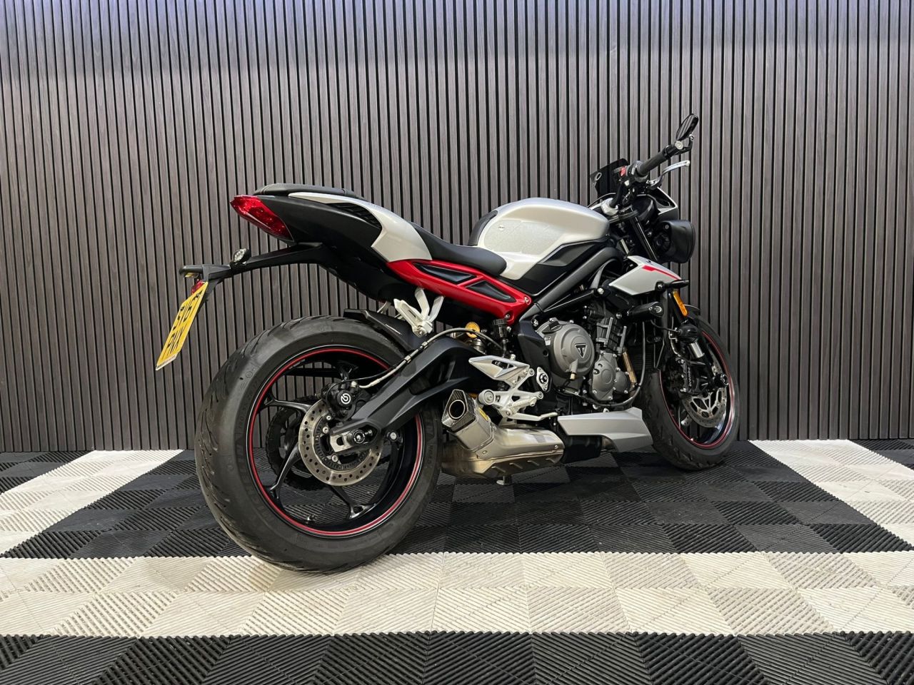 Used Triumph Street Triple 765 for sale - 78435435: Photo 11