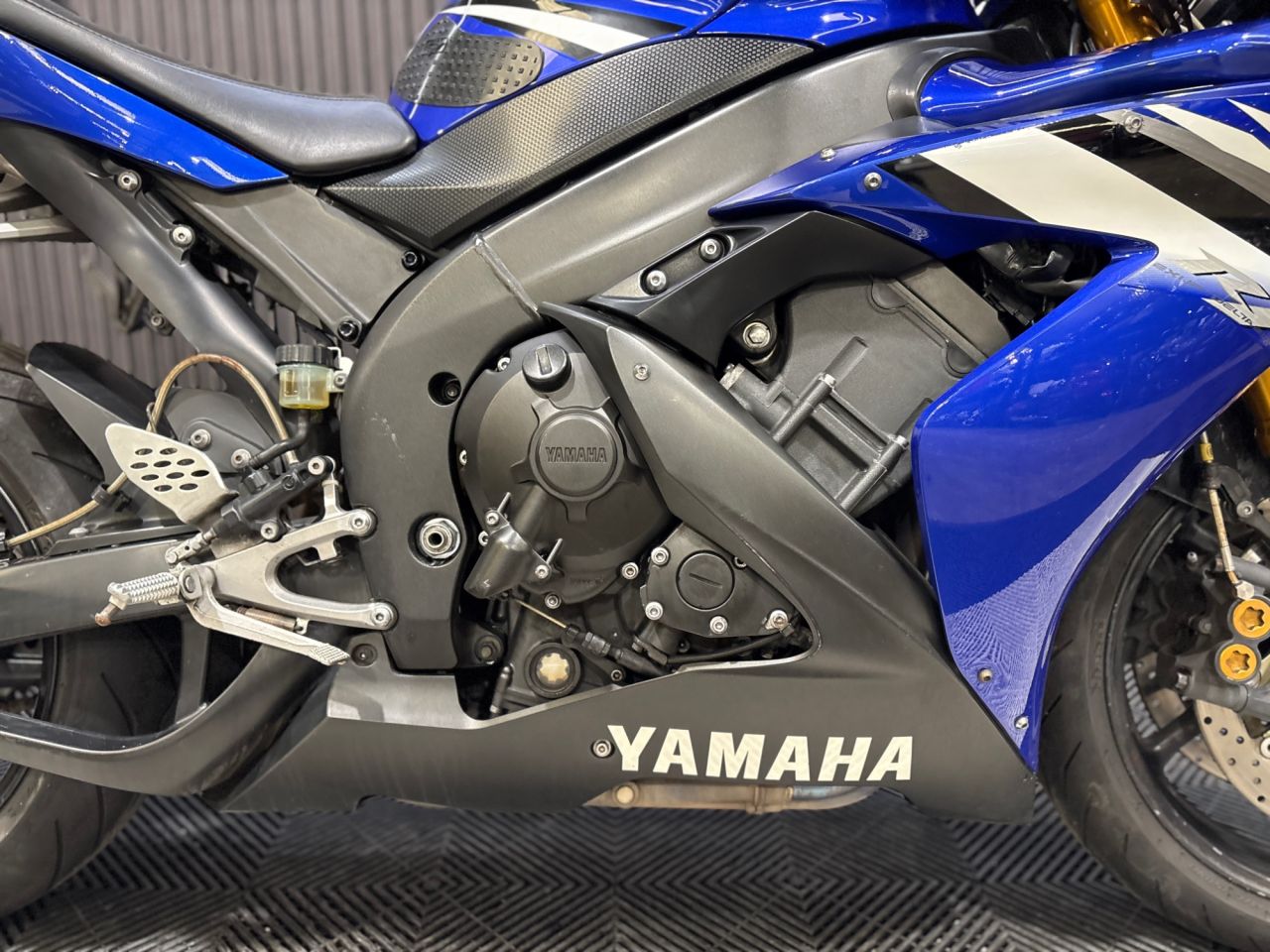Used Yamaha R1 for sale - 78435324: Photo 12