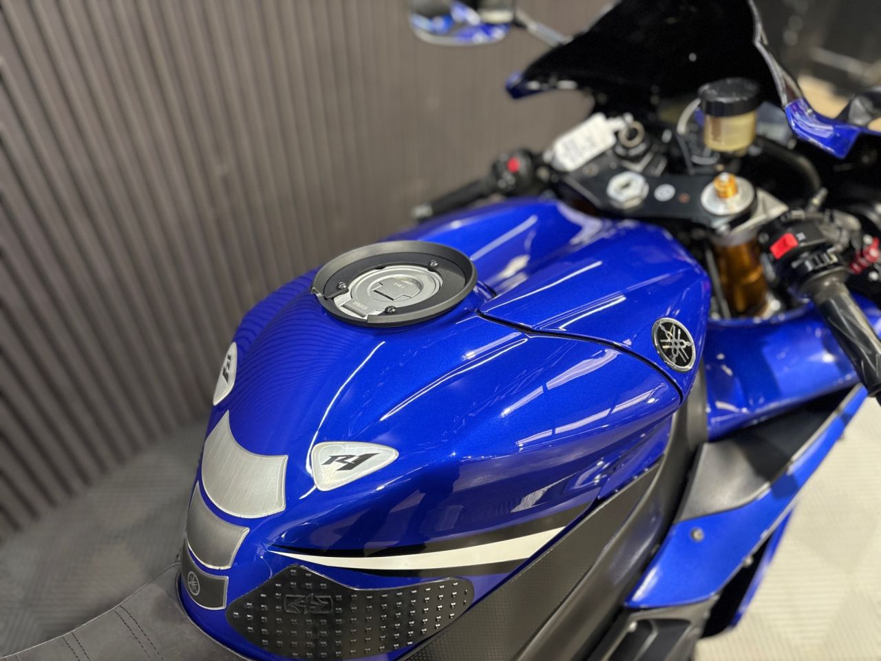 Used Yamaha R1 for sale - 78435324: Photo 19