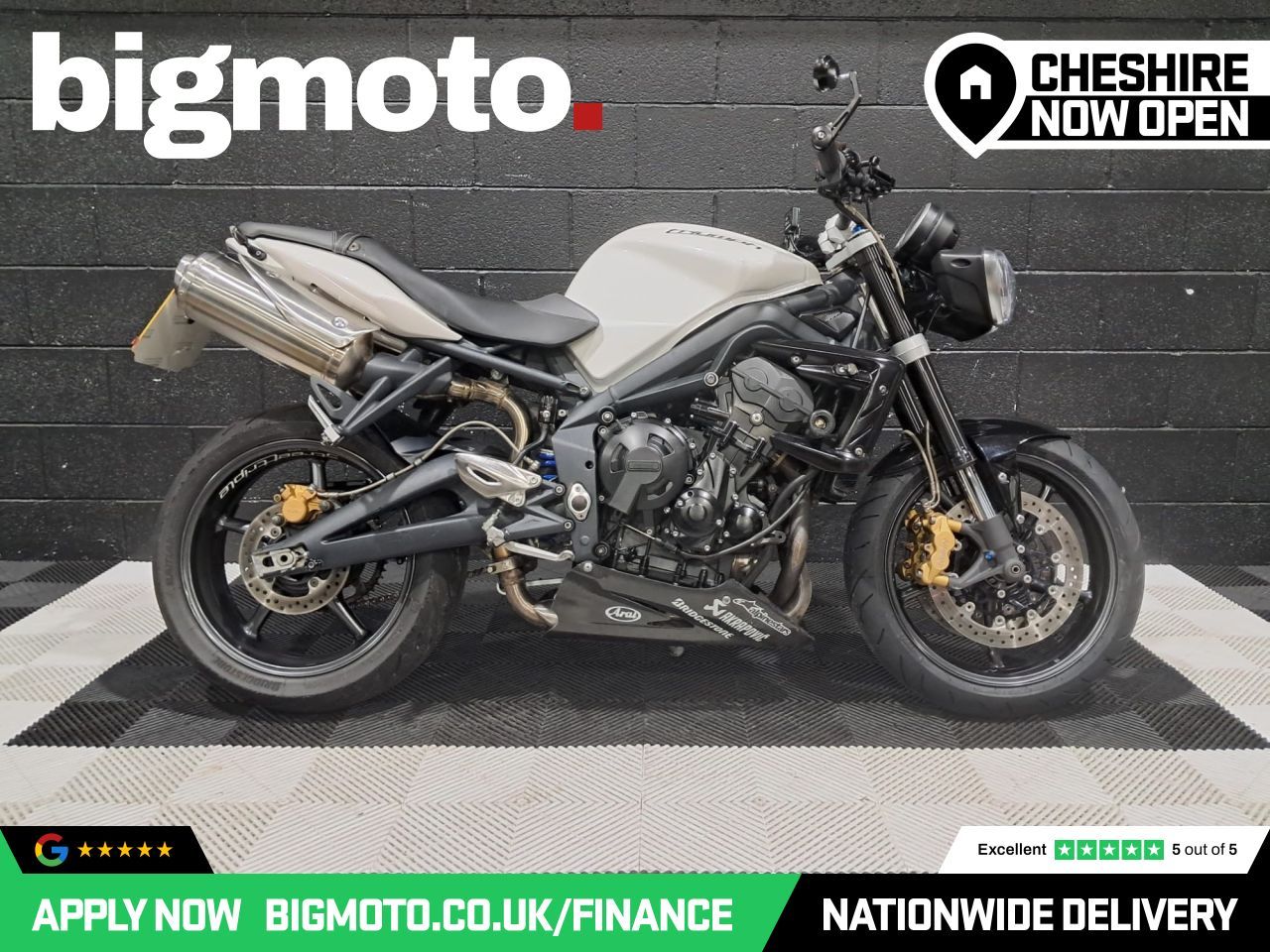 Used Triumph Street Triple 675 for sale - 78434807: Photo 2