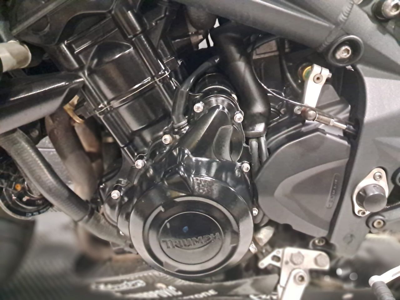 Used Triumph Street Triple 675 for sale - 78434807: Photo 23