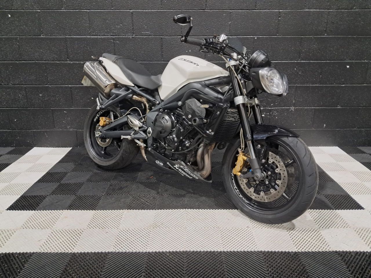 Used Triumph Street Triple 675 for sale - 78434807: Photo 6