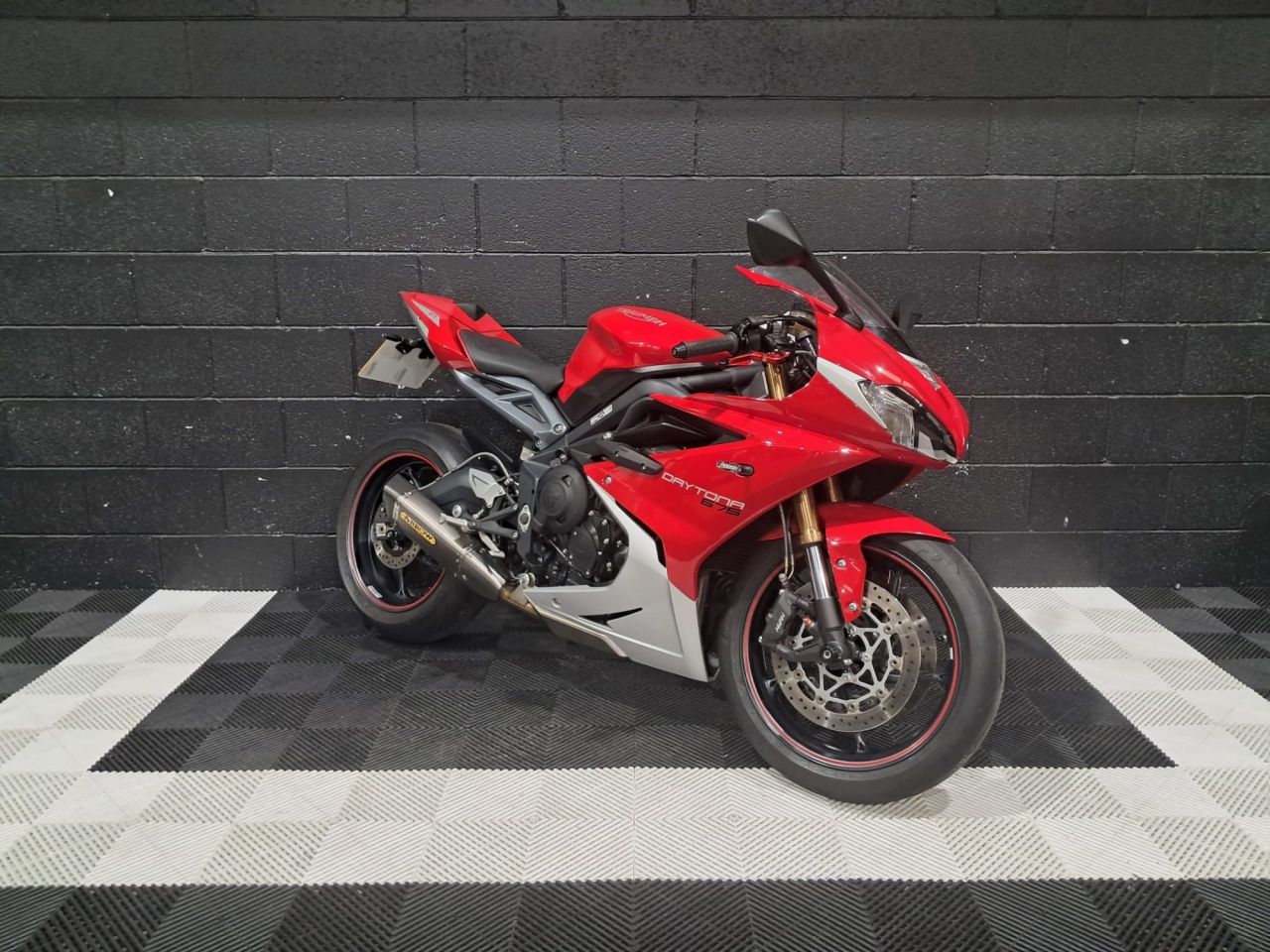 Used Triumph Daytona 675 for sale - 78434752: Photo 6