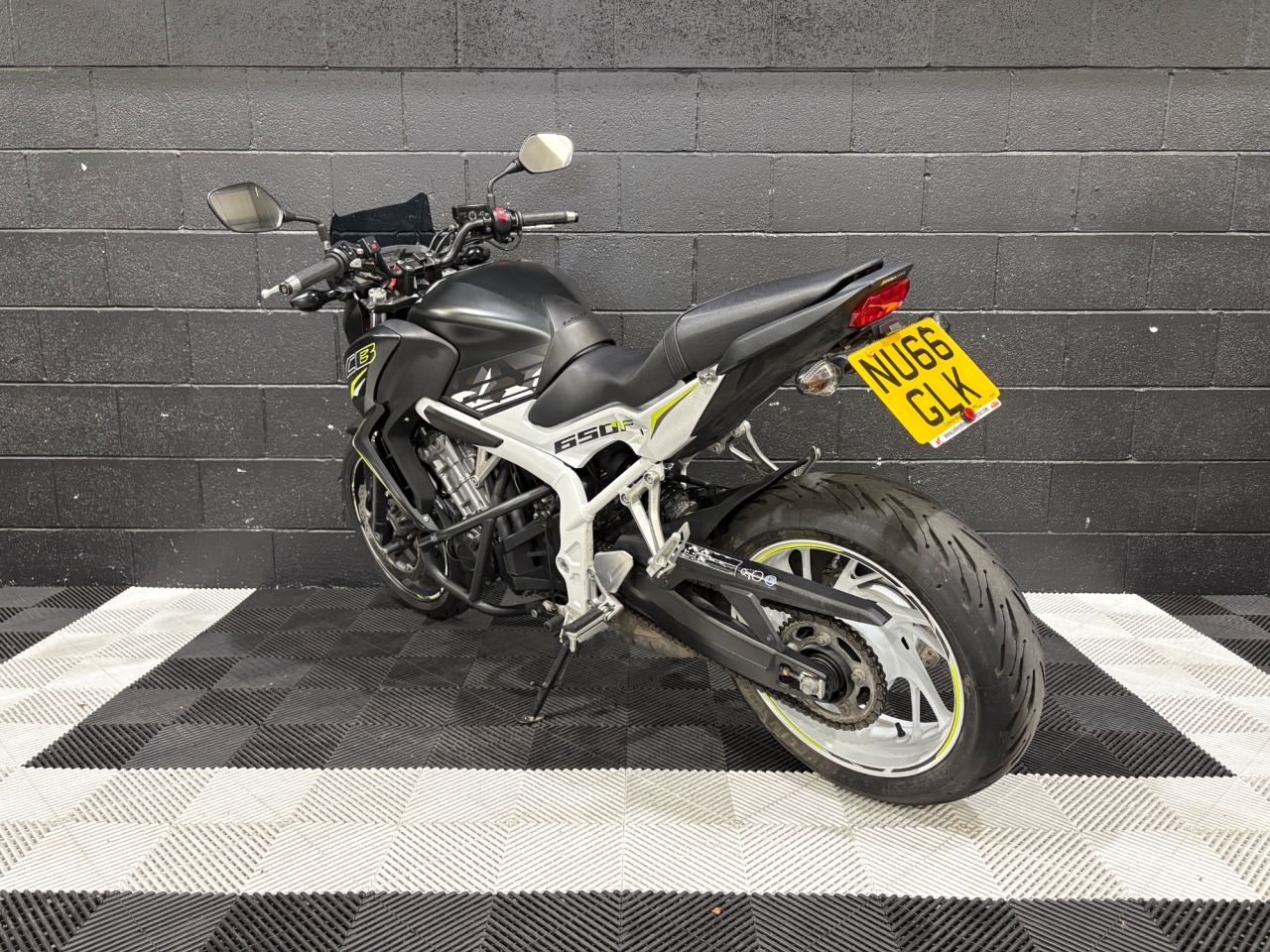 Used Honda CB650F for sale - 78435827: Photo 11
