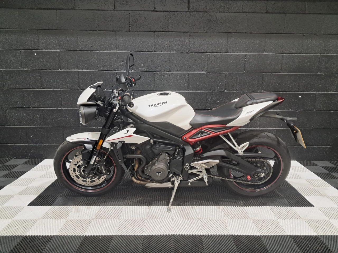 Used Triumph Street Triple 765 for sale - 78435749: Photo 9