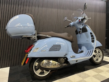Used Piaggio Vespa GTS undefined for sale - bike-78434909: Photo