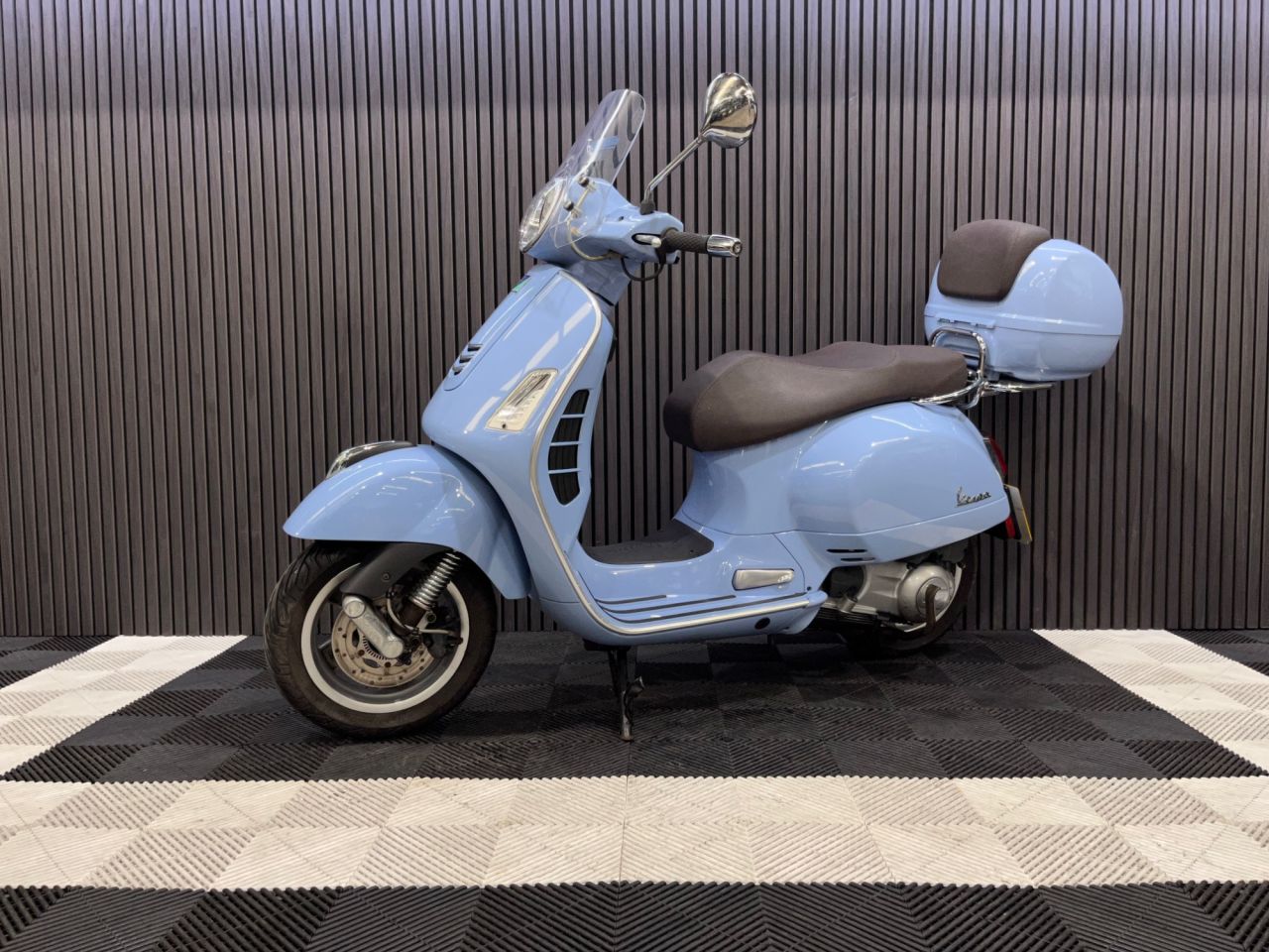 Used Piaggio Vespa GTS for sale - 78434909: Photo 7