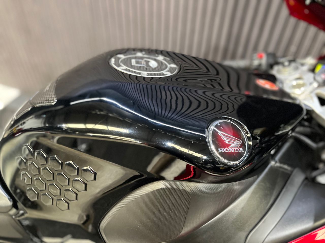 Used Honda CBR1000RR Fireblade for sale - 78435571: Photo 18