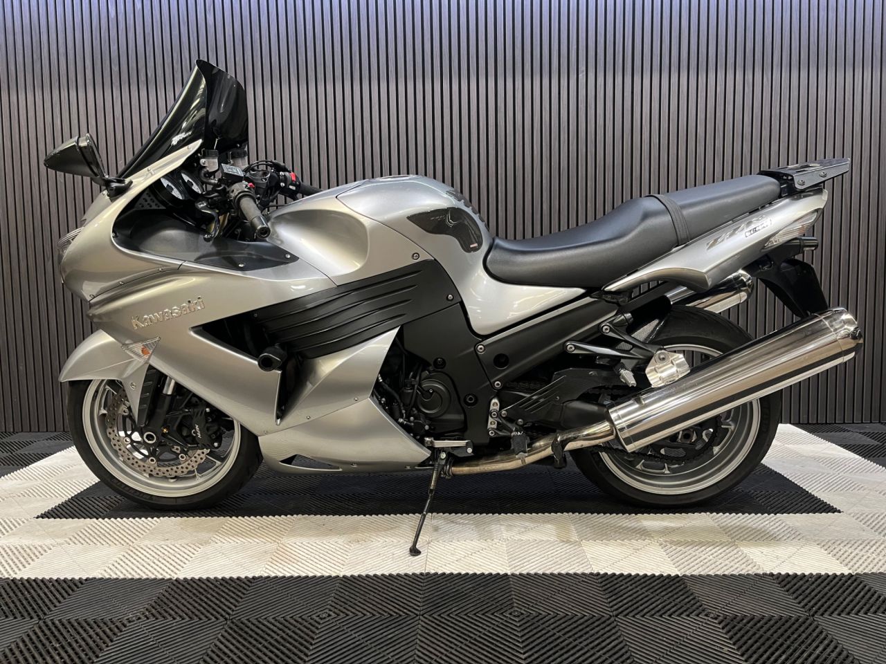 Used Kawasaki ZZR1400 for sale - 78434558: Photo 9