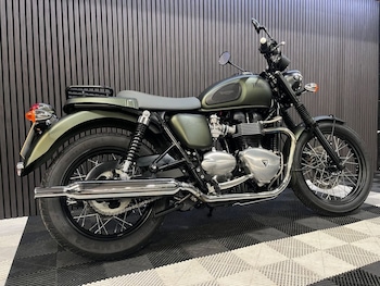 Used Triumph Bonneville T100 undefined for sale - bike-78434841: Photo