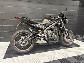 Used Triumph Street Triple 765 undefined for sale - bike-78435529: Photo