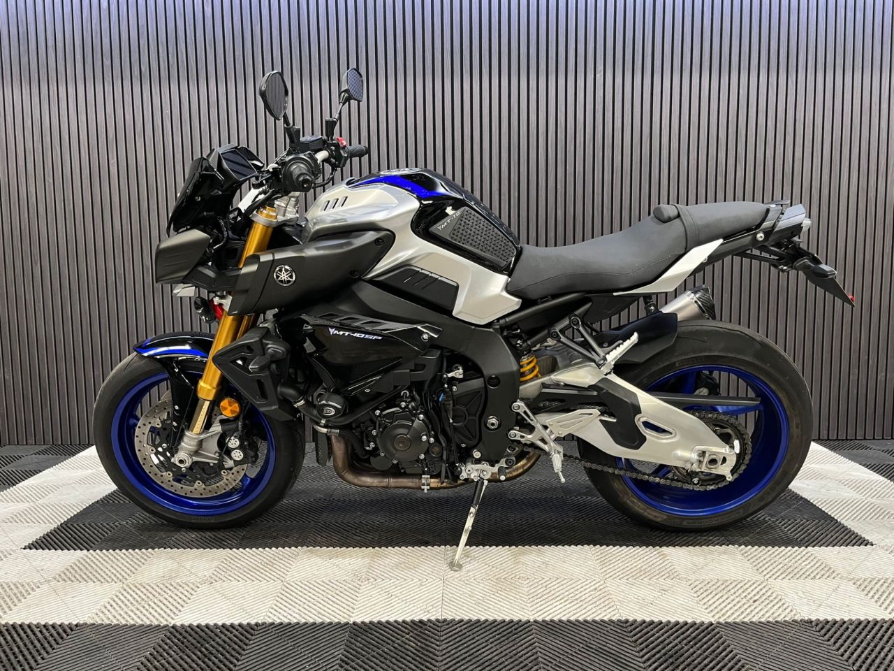 Used Yamaha MT-10 for sale - 78640162: Photo 9