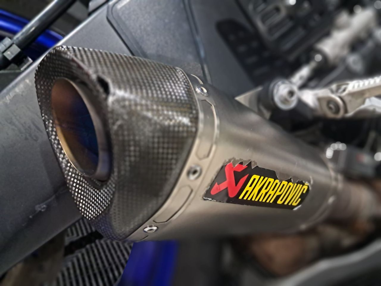 Used Yamaha R6 for sale - 78434950: Photo 12