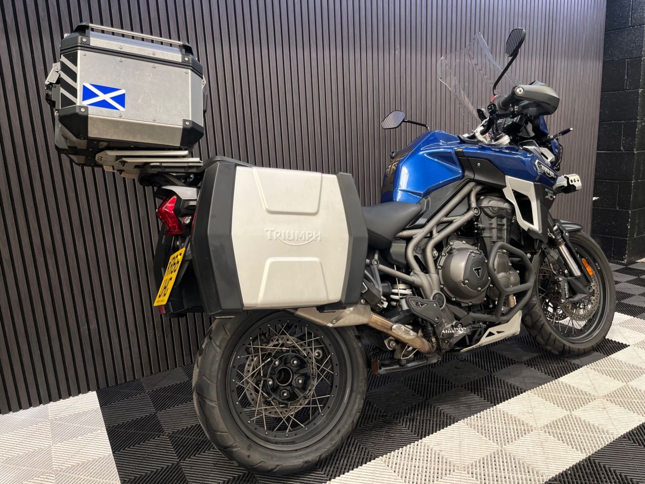 Used Triumph Explorer for sale - 78435828: Photo 4