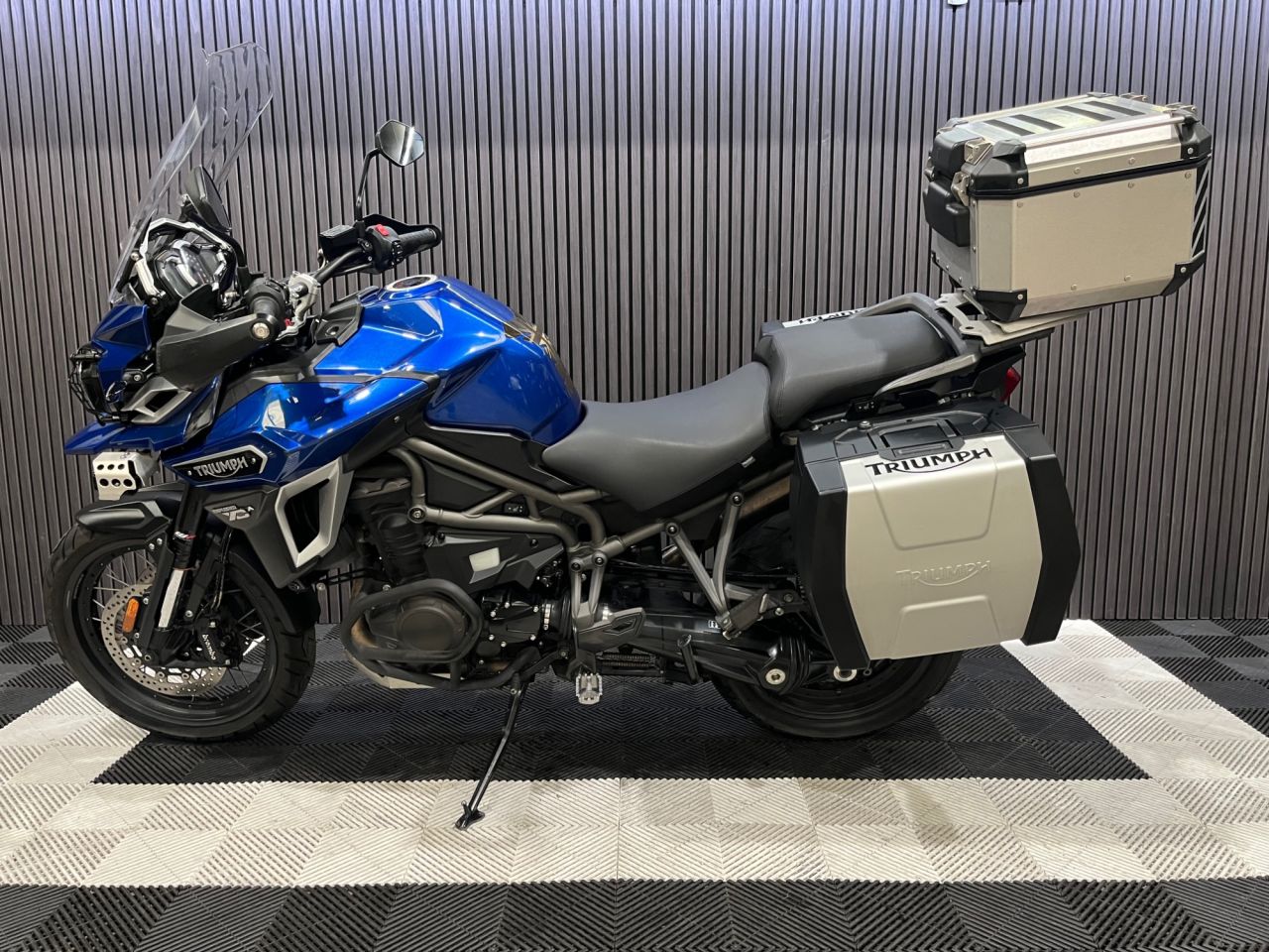 Used Triumph Explorer for sale - 78435828: Photo 9