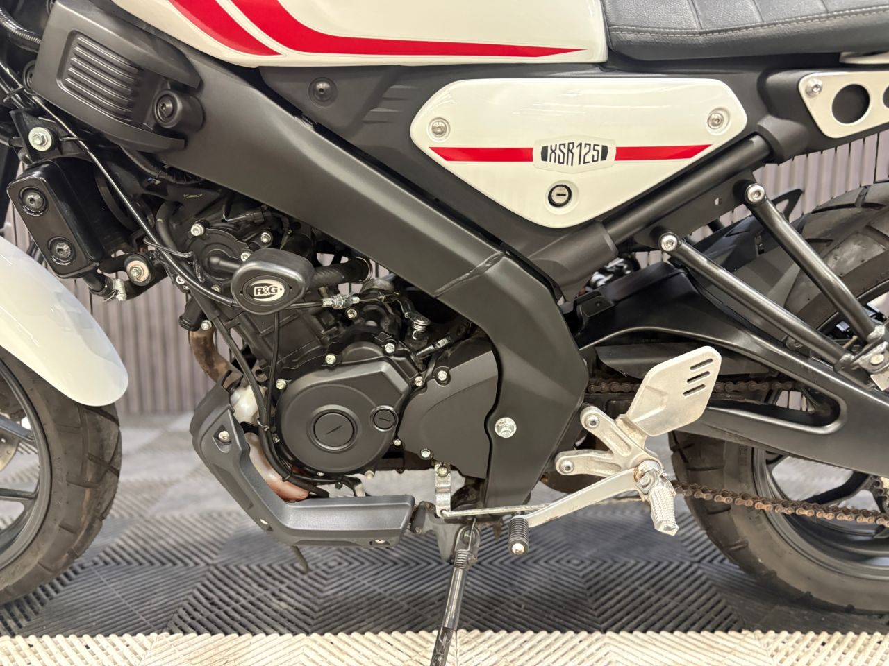 Used Yamaha XSR125 for sale - 78552495: Photo 25