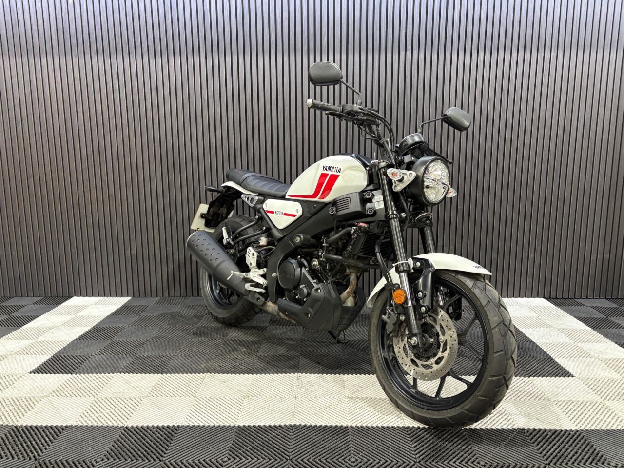 Used Yamaha XSR125 for sale - 78552495: Photo 6