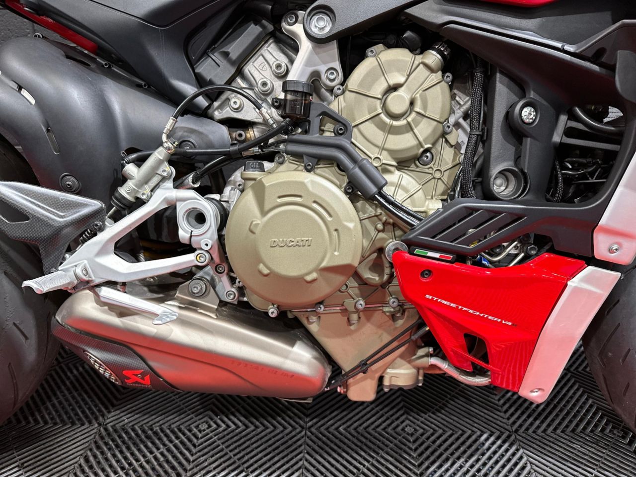 Used Ducati Streetfighter V4S for sale - 78435732: Photo 16