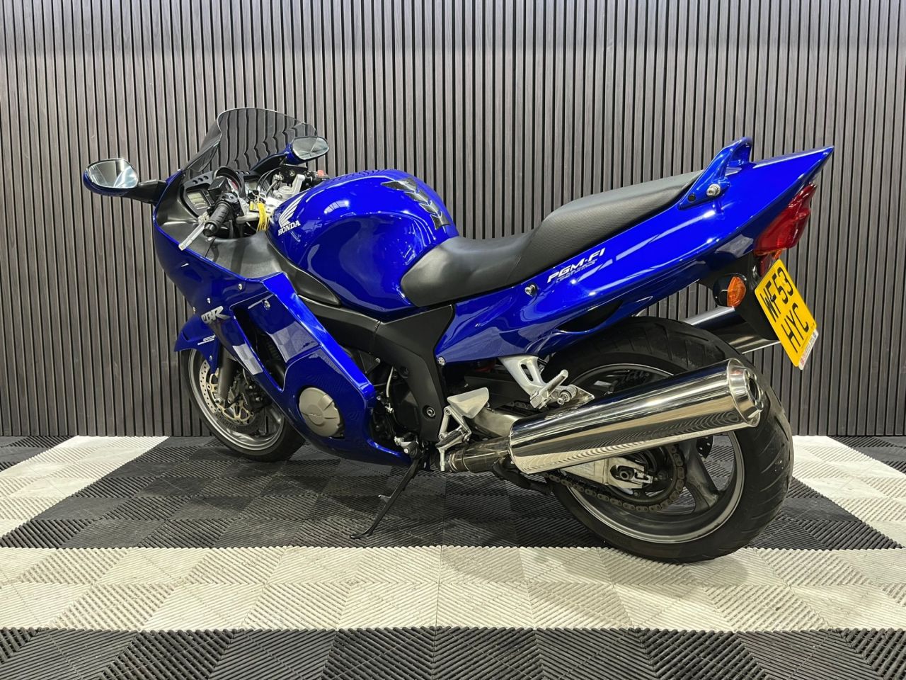 Used Honda CBR1100XX Super Blackbird for sale - 78640074: Photo 10