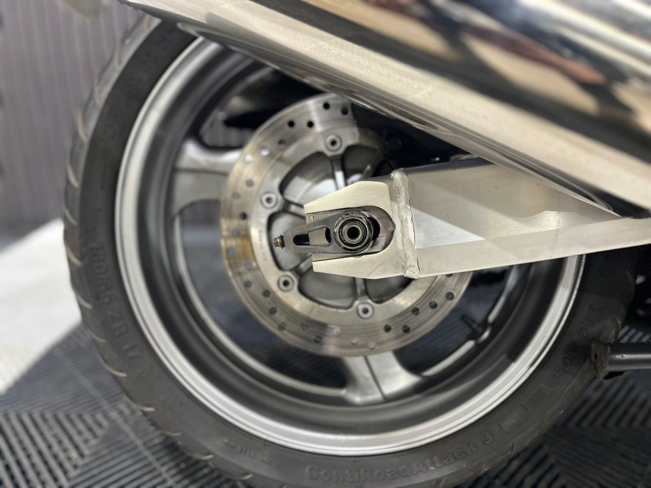 Used Honda CBR1100XX Super Blackbird for sale - 78640074: Photo 12
