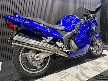 Used Honda CBR1100XX Super Blackbird undefined for sale - bike-78640074: Photo