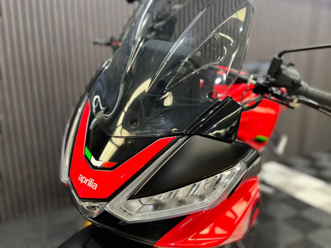 Used Aprilia Tuono 1100 V4 for sale - 78434487: Photo 24