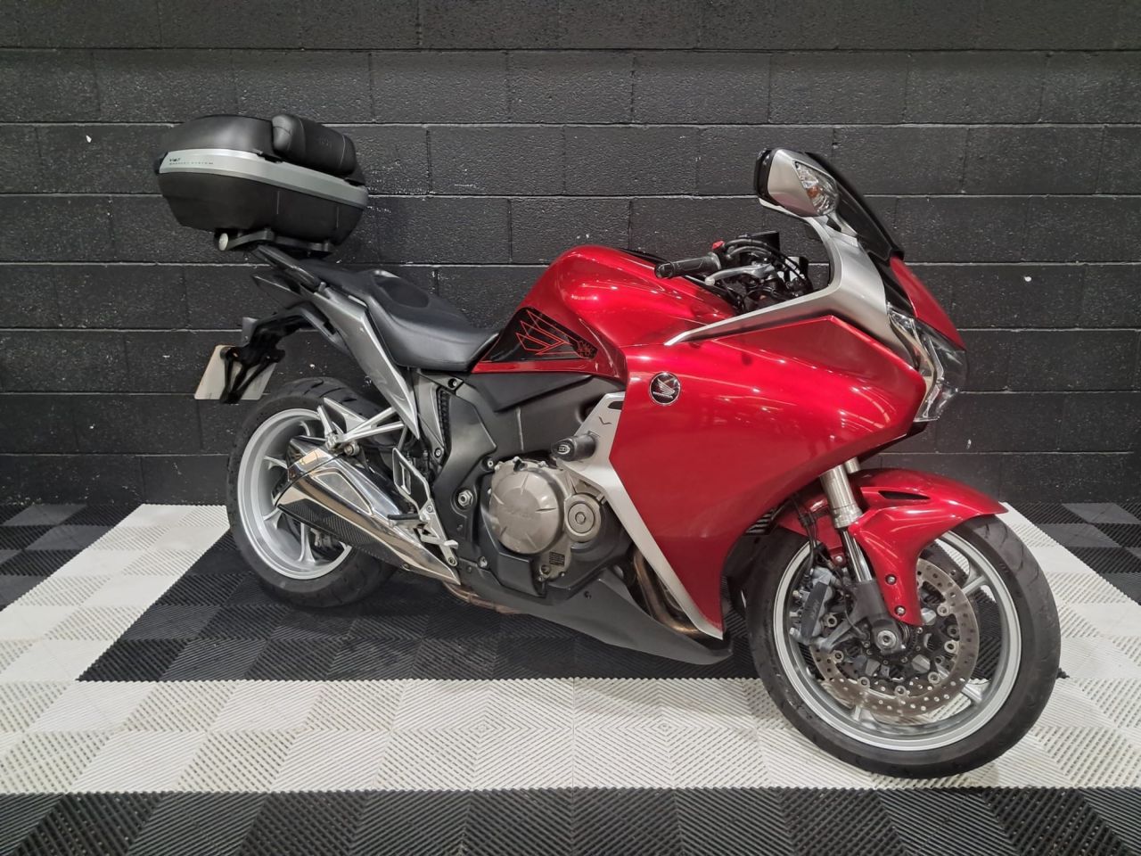 Used Honda VFR1200F for sale - 78435277: Photo 6