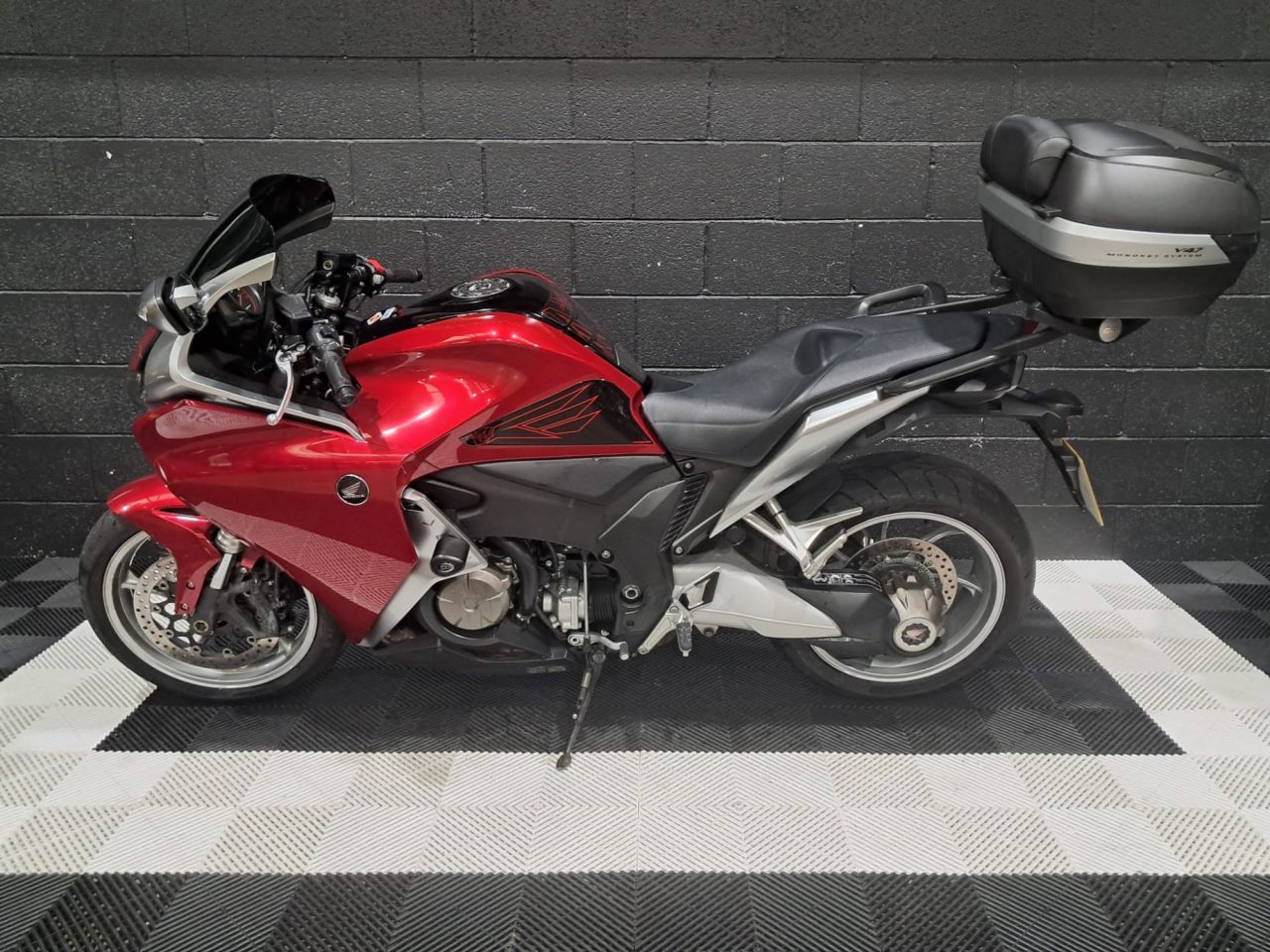 Used Honda VFR1200F for sale - 78435277: Photo 9