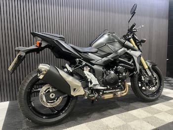Used Suzuki GSR750 undefined for sale - bike-79617480: Photo