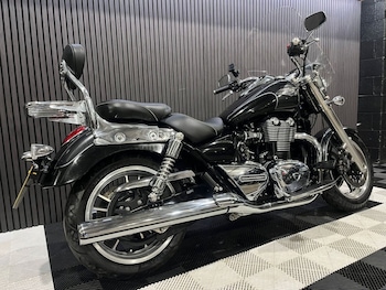 Used Triumph Thunderbird 1700 undefined for sale - bike-78434717: Photo
