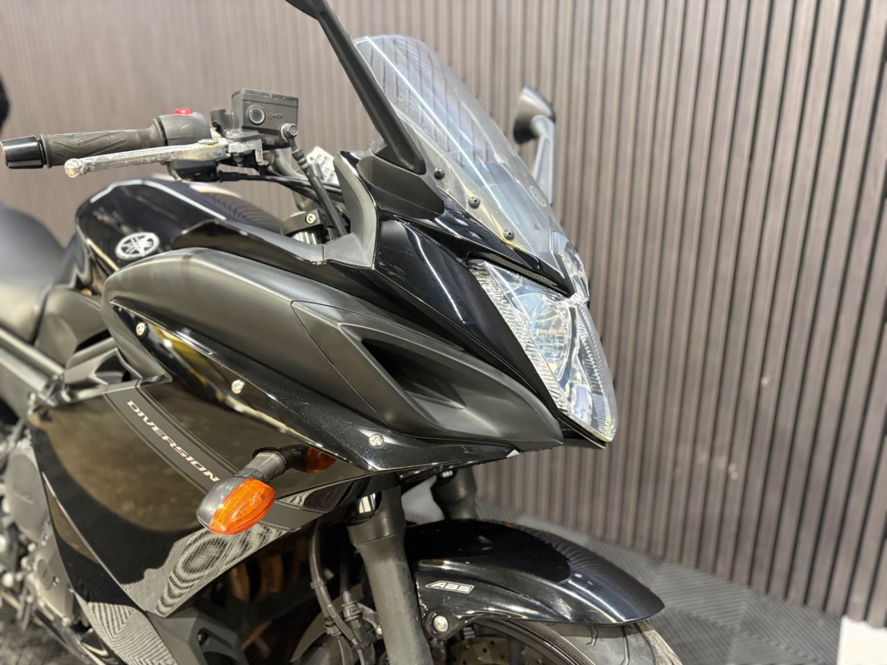 Used Yamaha XJ6 for sale - 78435714: Photo 12
