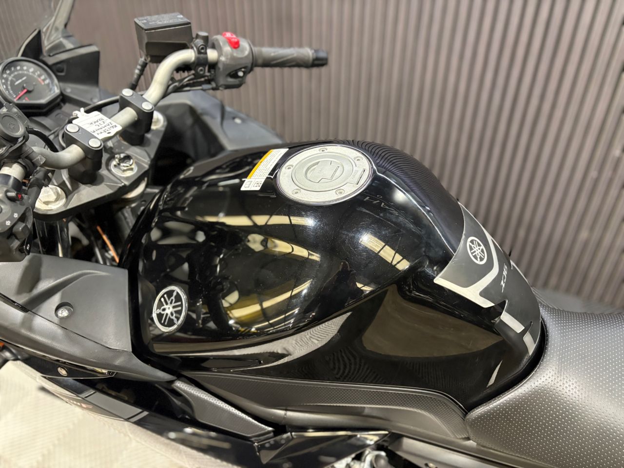 Used Yamaha XJ6 for sale - 78435714: Photo 25